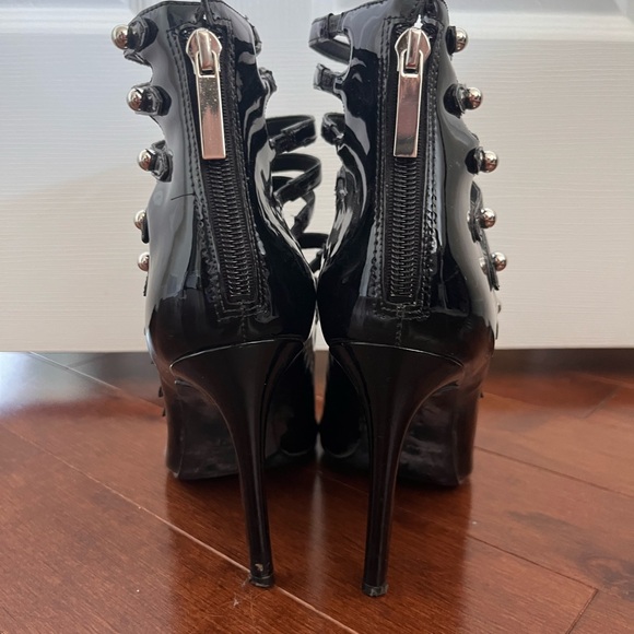 Kendall & Kylie Strappy Stiletto High Heels, Black Patent Leather, size 7.5 - Picture 3 of 7